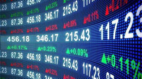 Reporting Big News, Missing Big Picture? Stock Market Performance in Media