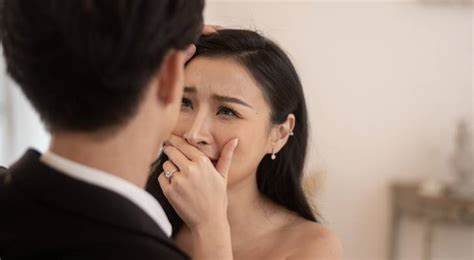 I just found out my fiancee has been hiding $82K in debt — and now she refuses to sign a prenup. What now?