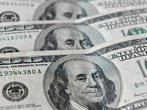 Daily Spotlight: Is the Dollar at Risk?