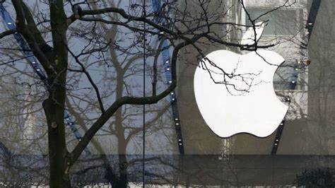 US judge rules Apple violated order to reform App Store