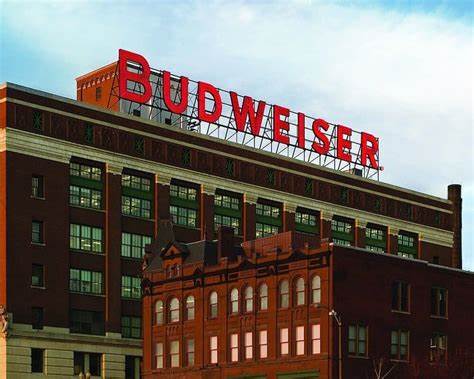 Anheuser-Busch InBev to $300m in US manufacturing sites