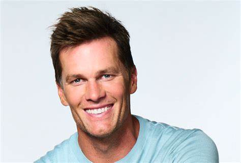 Tom Bradys Viral Roast im Netflix-Special „The Last Few Days“ rekapituliert seinen Krypto-Verlust von 30 Millionen US-Dollar. What D - Benzinga
