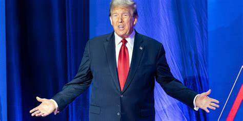 Bitcoin Price Climbs and Meme Coins Spike After Trump Attacked at Rally - Decrypt