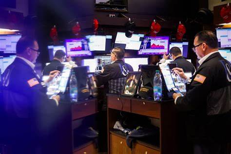 Investors Await Another Monday Jolt After Moody’s Downgrades US