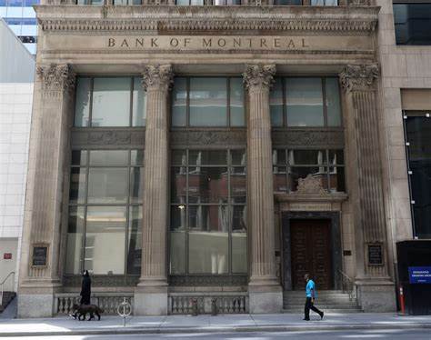 Canadian banks brace for trade uncertainty with more loan loss provisions in second quarter