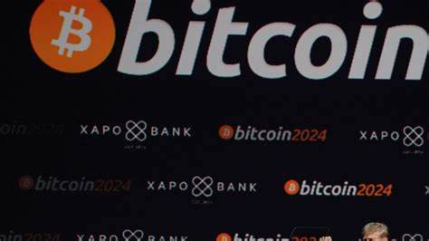 DOJ Axes Crypto Unit as Trump’s Regulatory Pullback Continues