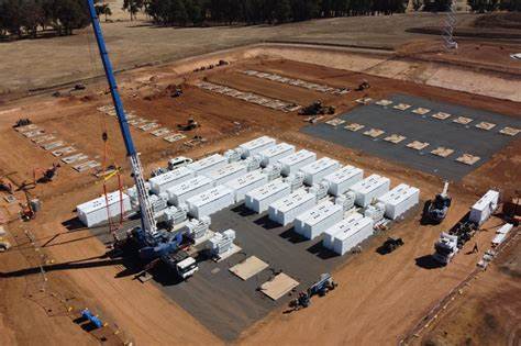 UGL installs battery system for Neoen’s renewable energy hub Stage 1 in Australia