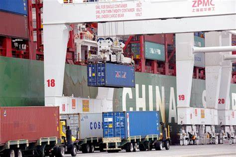 EU Launches Antidumping Probe on Tires From China