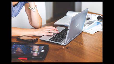 Privates vs. Arbeit – Arbeitsgeräte für Privates nutzen, Privates mit zur Arbeit nehmen