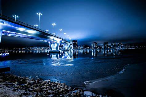 What Is Bridging in Crypto? A Complete Overview + Analogy