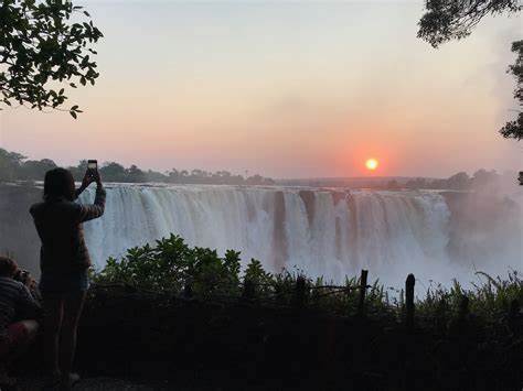 Website for Bay Area-born Victoria's falls victim to hackers
