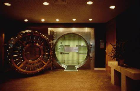 Banks feel FOMO as SEC rules keep them out of crypto custody - Fortune