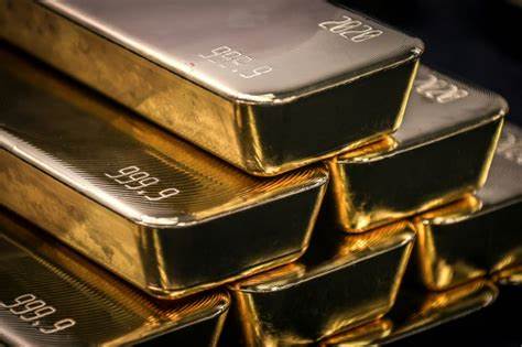 Gold Surges To Record High On Fed Rate Cut Bets