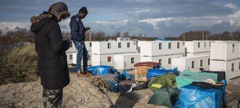 Migrants in UK face longer wait for permanent settlement