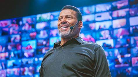 3 Lessons To Learn From Tony Robbins’ Seminars That You Can Apply To Your Finances