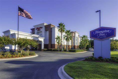 Hampton Inn's Good-Enough Formula for World Domination