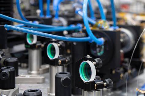 New generation of thulium fiber lasers achieves world record performance