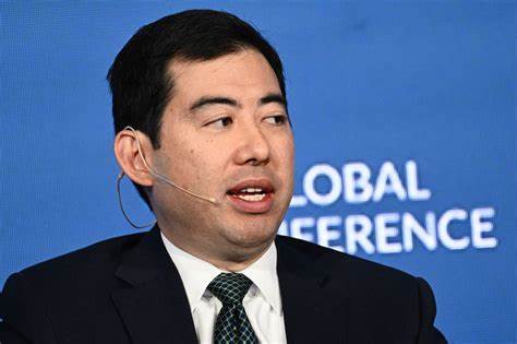 SEC Commissioner Mark Uyeda Calls for S-1 Form Tailored for Digital Assets