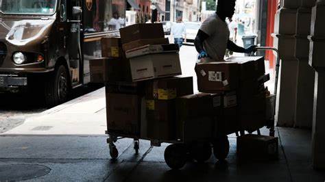 UPS to levy US-to-Canada fee before possible Canada Post strike