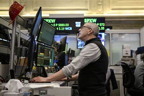 Why These Market Forecasters Expect Stocks To End the Year at Record Highs