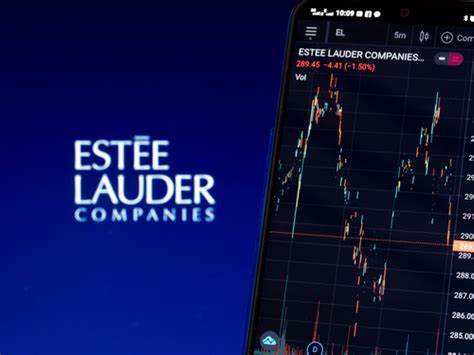 VF Corp. price target lowered to $17 from $27 at Telsey Advisory