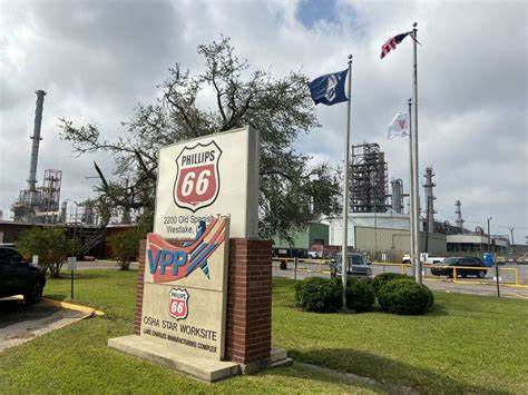 Phillips 66 (PSX) to Start Laying Off Los Angeles Refinery Workers in December, says report