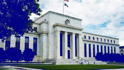 Federal Reserve Reverses Debanking Policies, Banks May No Longer Need Approval to Engage in Crypto Projects