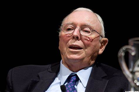 Der Milliardär Charlie Munger liefert sehr schlechte Krypto-Nachrichten – TheStreet
