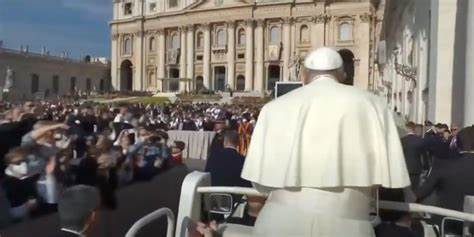 A Popemobile Will Ride Again, This Time into Gaza