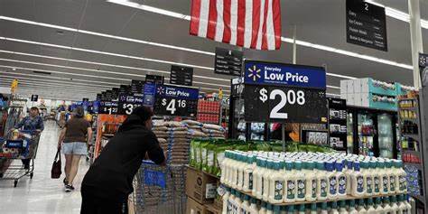 Walmart and Fed’s Warnings Are Red Flags. Why Markets Must Pay Attention