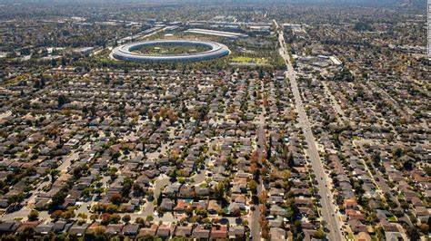 Silicon Valley Braces for Chaos