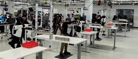 Tesla's robotaxi fleet will be powered by 'plenty of teleoperation'