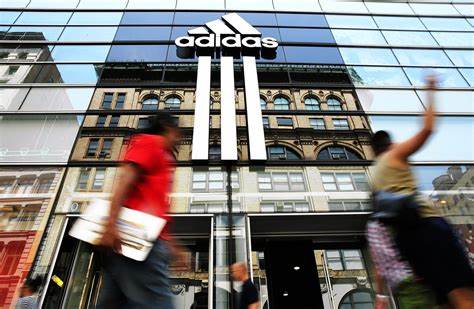 Adidas Shareholders to Oppose Chair’s Re-Election