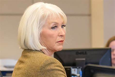 Trump and DOJ try to spring former county clerk Tina Peters from prison