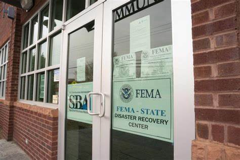 FEMA Head Admits in Meetings He Doesn't yet Have a Plan for Hurricane Season