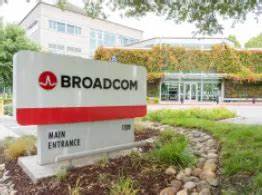 Broadcom Slips After Earnings Beat, Drags Down Tech ETFs