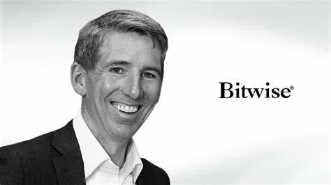 Bitcoin Poised For Significant Rally In October And November, Says Bitwise CIO Matt Hougan