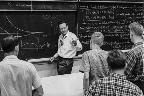 Plenty of Room at the Bottom (1959) [pdf]