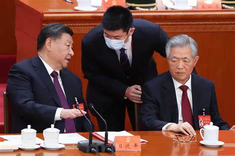 Analysis: Xi Jinping resuscitates Hu Jintao's parting words