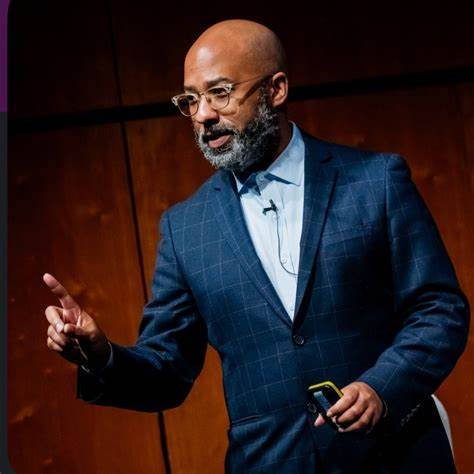 WM President John Morris on AI, autonomous equipment and tech investments