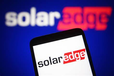 Solar Stocks Sink as Senate Maintains Full Removal of Clean-Energy Tax Credits