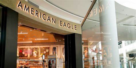 American Eagle Stock Dives as Retailer Pulls Outlook, JPMorgan Cuts Price Target