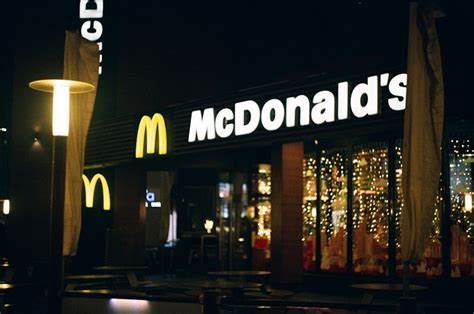 McDonald’s unveils Majorca airport outlet ahead of summer 2025 rush