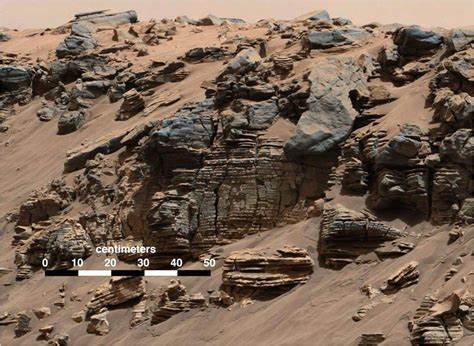 Did it rain or snow on ancient Mars? New study suggests it did
