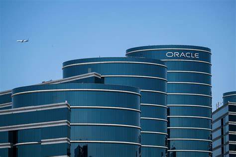 Oracle Soars to Record After Seeing ‘Dramatically Higher’ Sales