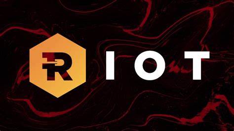  Riot Platforms posts Q1 loss, beats revenue estimates 