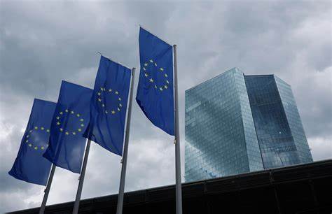 French Inflation Declines, Opening Door to ECB Rate Cut