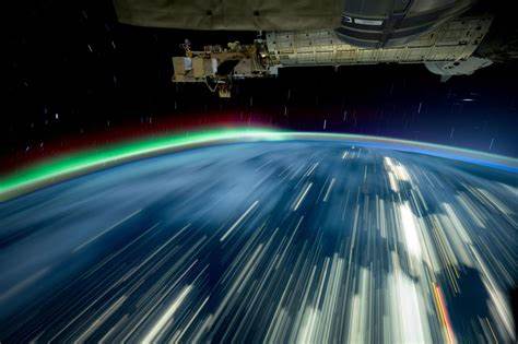 Aurura time-lapses from space captured by NASA's Don Pettit [video]