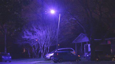 US Streetlights Are Turning Purple