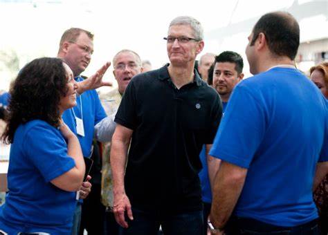 Tim Cook Opens the Call Touting U.S. Manufacturing